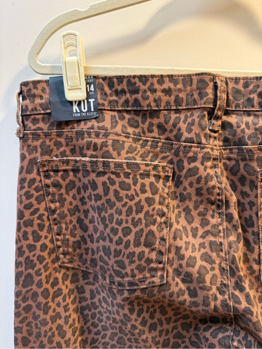 Kut from the Kloth New York Women’s Brown Leopard Print Ankle Jeans - NWT - Picture 9 of 10